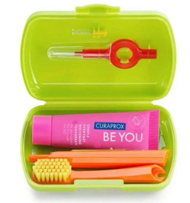 Curaprox Be You Travel Set Σετ Ταξιδιού Στοματικής Υγιεινής Πρασινο 1τμχ