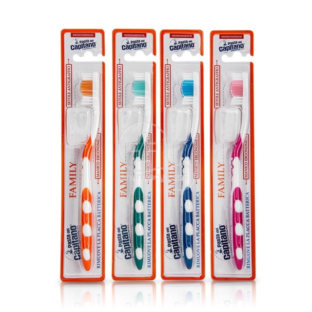 Pasta del Capitano Toothbrush Family Medium Οδοντόβουρτσα Για Όλη Την Οικογένεια (Σε Διάφορα Χρώματα) 1τμχ